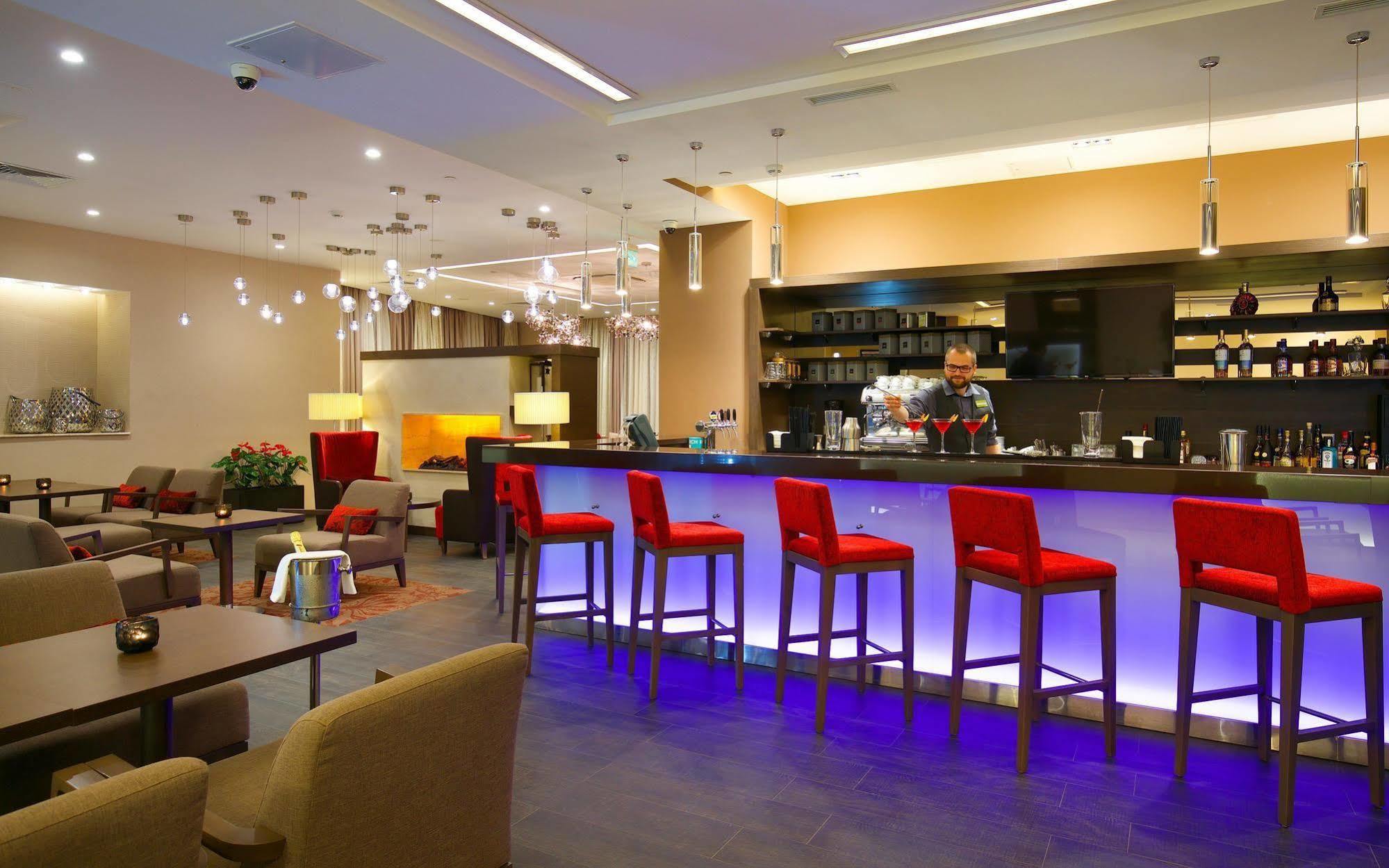 Hilton Garden Inn Волгоград Екстериор снимка